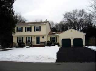 305 Spader Ct, Hillsborough, NJ 08844