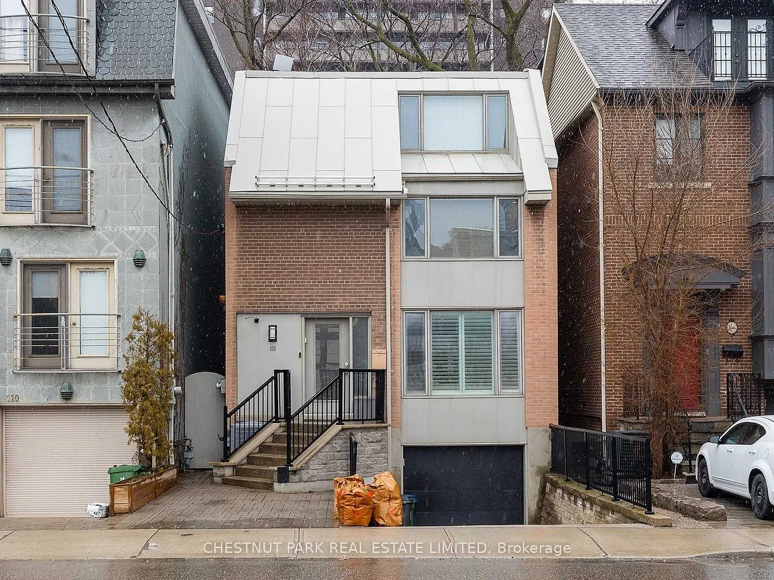 4 bed, $7,900 — Photo 1