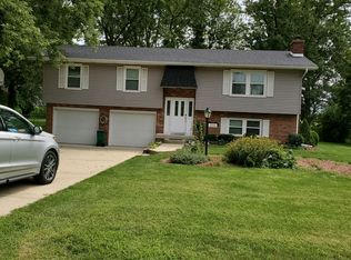 2333 W Ash Ave, Decatur, IL 62526