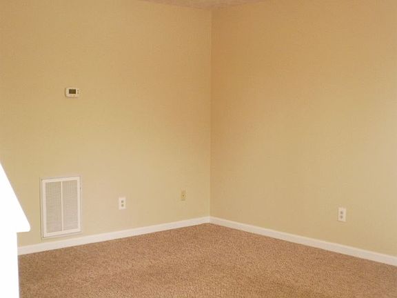 4th image of 9132 Cedarpark Ln APT B
