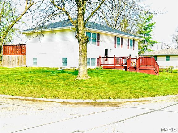 2nd image of 2617 Cardinal St