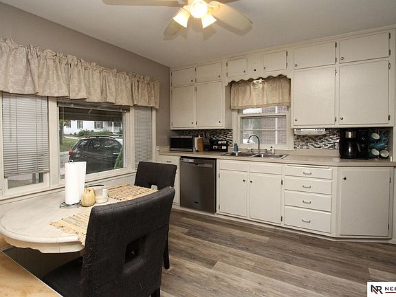 5th image of 3515 B St