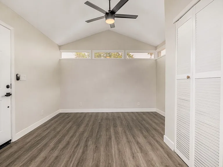 850 Tam O Shanter — Photo 17