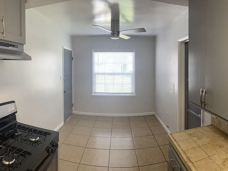5343 E The Toledo — Photo 8