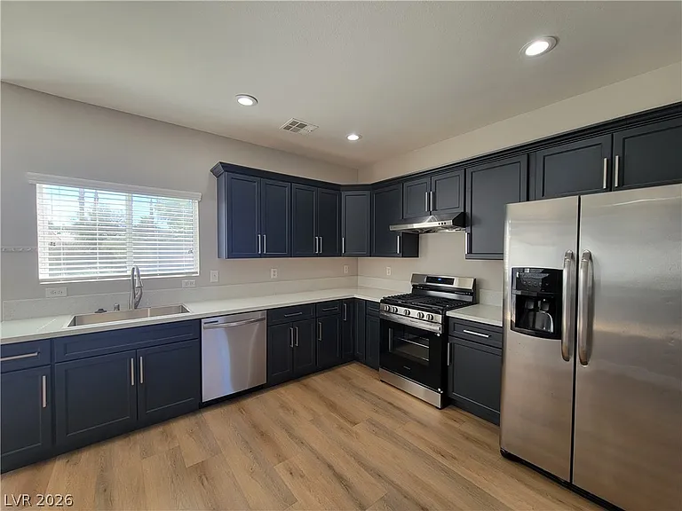 1476 Morning Crescent St — Photo 5