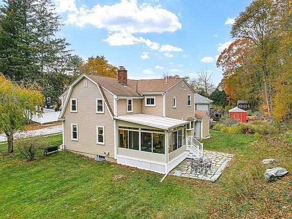 2nd image of 6 Marchant Rd