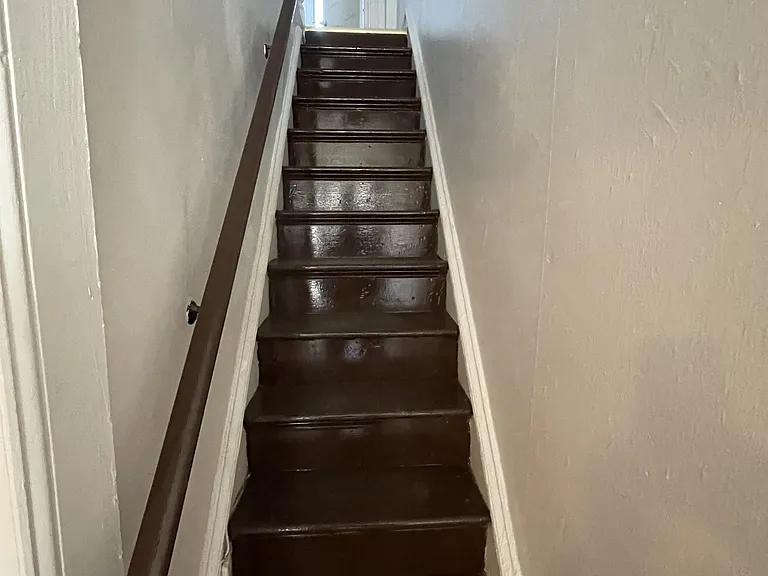 412 N Holly St — Photo 8
