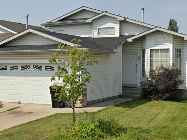 1188 Joyce Rd NW, Edmonton, AB T6L 6V4