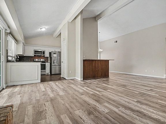 5th image of 2730 Valley Forest Dr
