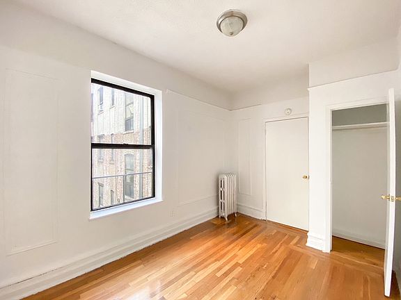 3rd image of 1082 President St APT 25