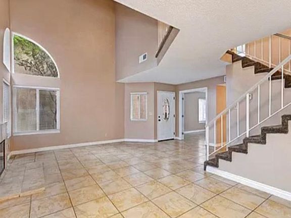 2nd image of 14565 El Contento Ave