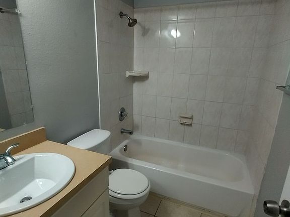 5th image of 11720 N 14th St #11724-104