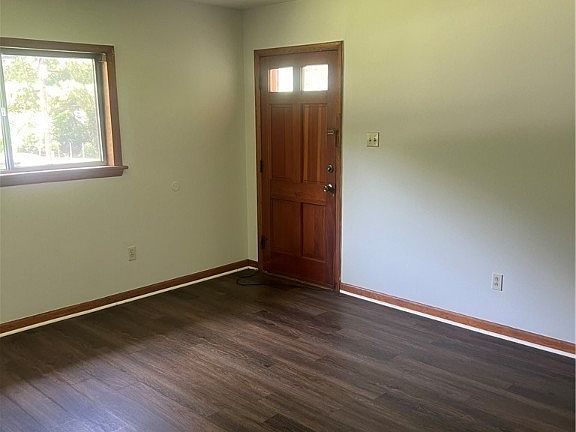 3rd image of 2700 Maple St #A