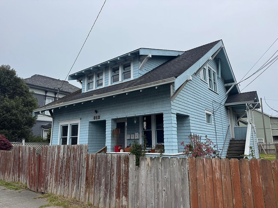 1st image of 813 Summer St