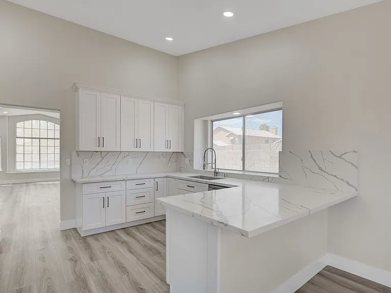 3120 Siena Cir — Photo 15