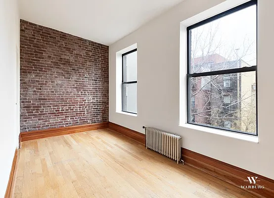 Rented by Warburg | media 21