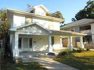 830 N Bishop Ave, Dallas, TX 75208