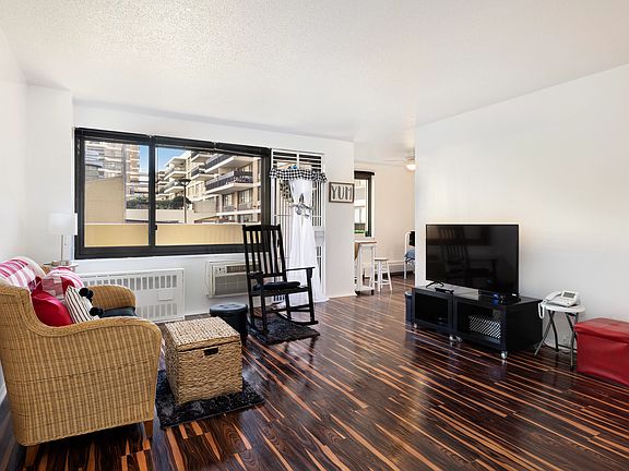 2nd image of 100 Beekman St APT 1A