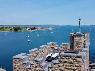 127 Harrison Ave APT 6, Newport, RI 02840