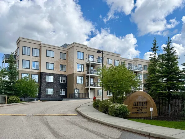 4075 Clover Bar Rd #207, Strathcona County, AB T8H 0R6
