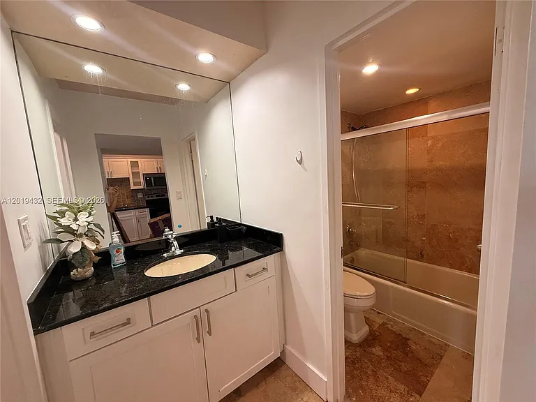 100 Lincoln Rd #1206 — Photo 8