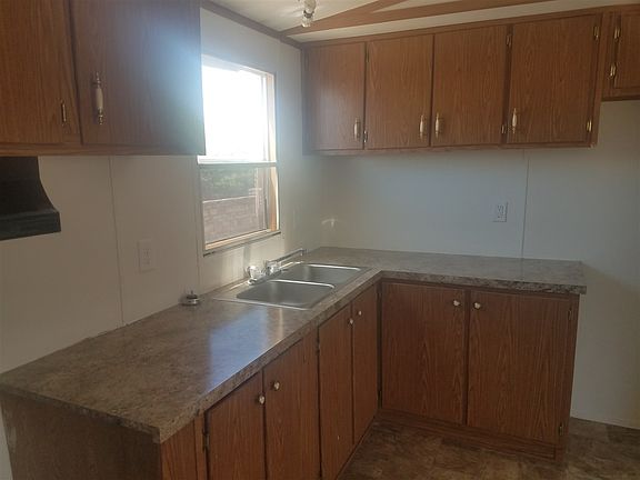 3rd image of 13700 E 55th Dr