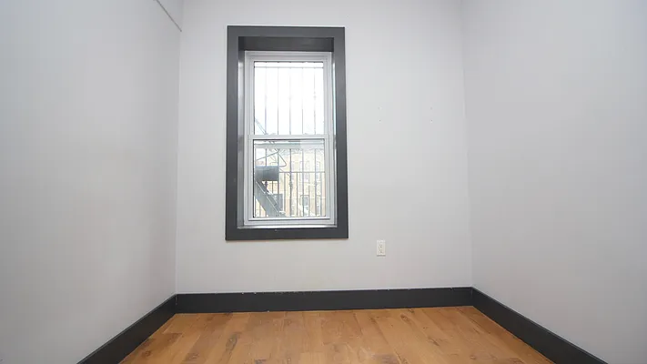 Rented by Nooklyn NYC LLC | media 7