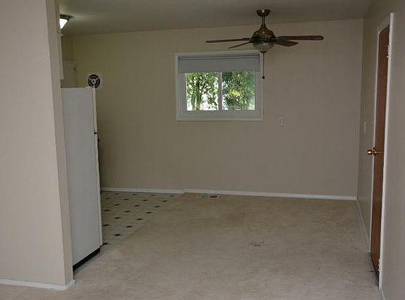 4th image of 307 Lutz Dr