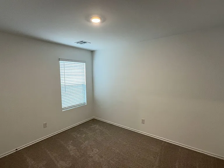 4004 Dutch Ln — Photo 14