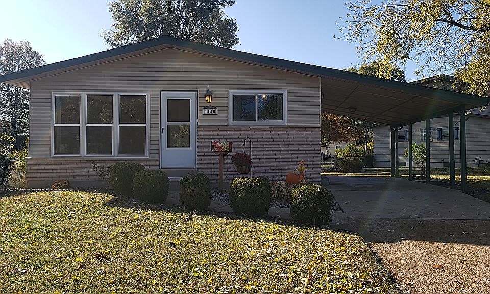 1st image of 1140 Flora Ln