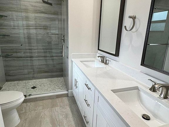 5th image of 4912 Clinton Blvd #4912