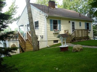 35 Samoset Trl, East Boothbay, ME 04544