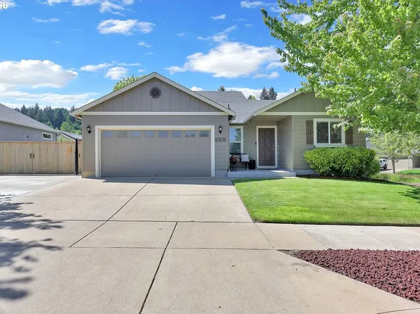 87836 8th St, Veneta, OR 97487