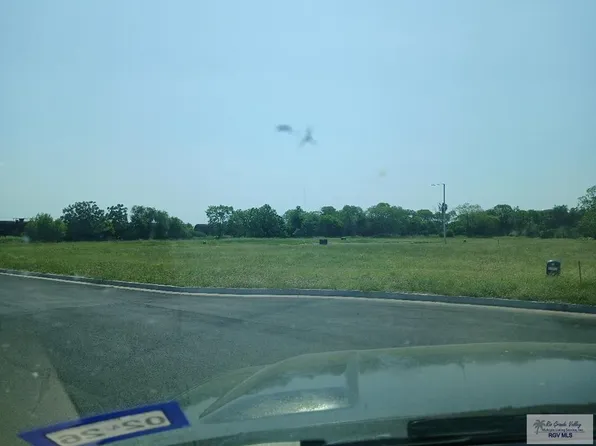 24 Patty Ln, Harlingen, TX 78552