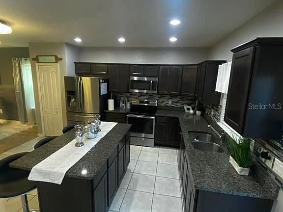 5th image of 2275 Canyon Breeze Ave