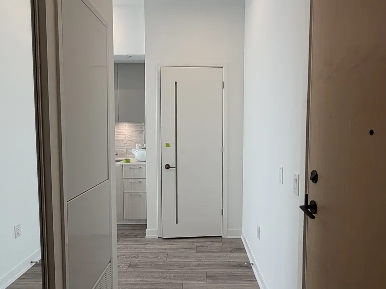 10 Oak St S #215 — Photo 2