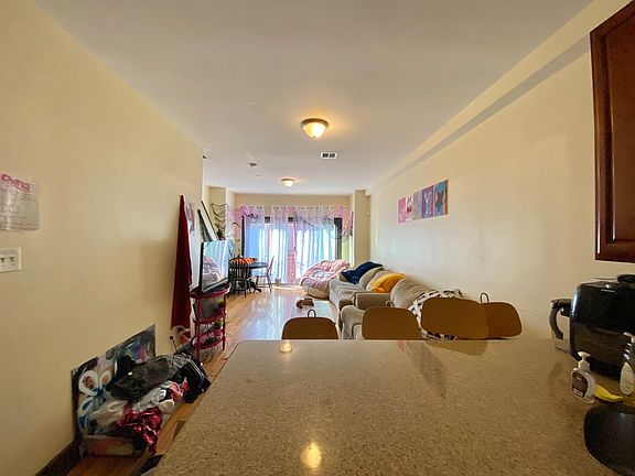 4th image of 1839 N Bouvier St #B