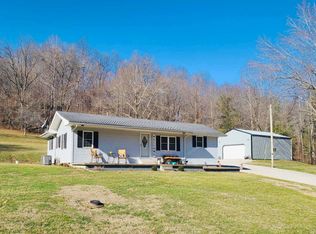 6421 Sugar Maple Rd, Cannelton, IN 47520