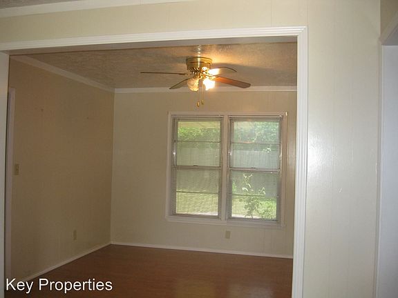 3rd image of 1816 Shepheard Dr