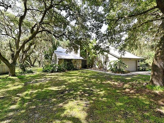 2nd image of 7314 Palomino Pl