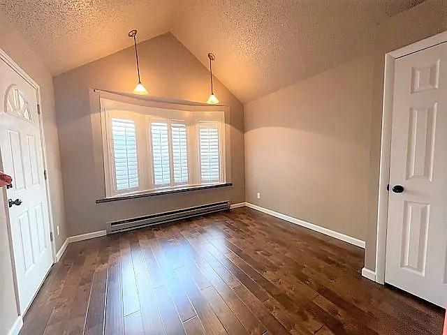 2022 W Pikes Peak Ave — Photo 8