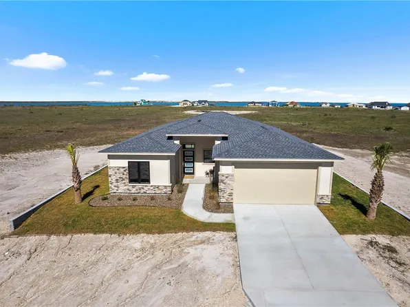 205 Trout Side Way, Rockport, TX 78382