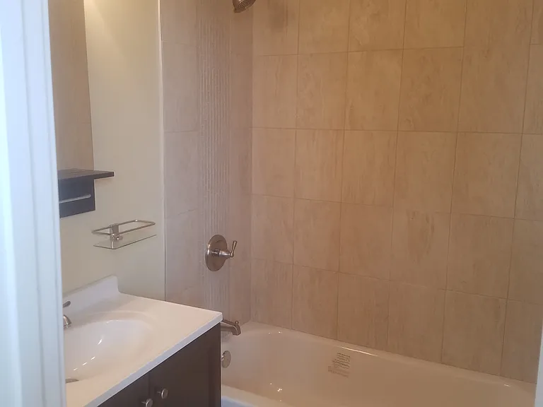5420 3rd St NW #4 — Photo 9