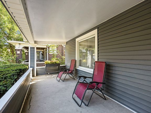 2nd image of 523 N Taylor Ave