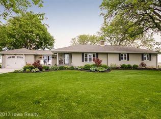 2063 Quaker St, Saint Charles, IA 50240