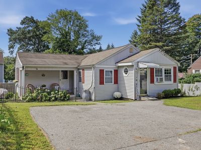 68 Hilltop Rd, Dracut, MA, 01826