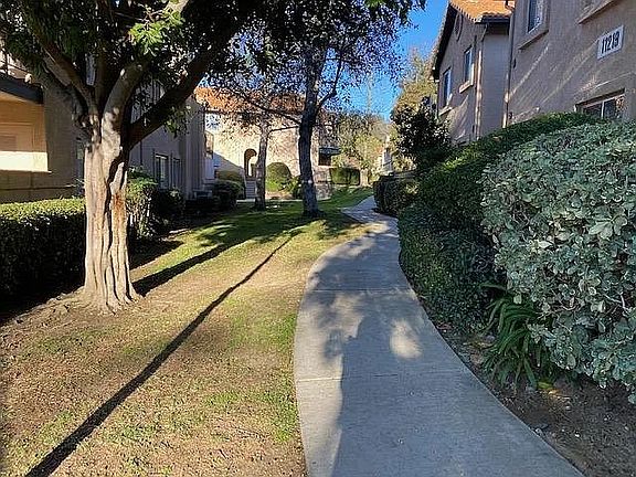 4th image of 11223 Avenida De Los Lobos Unit D