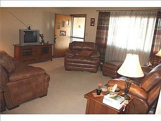 4th image of 2927 S Kenyon Dr