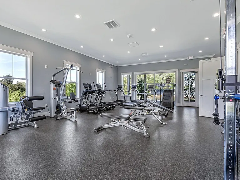 7628 Delancey Dr — Photo 7
