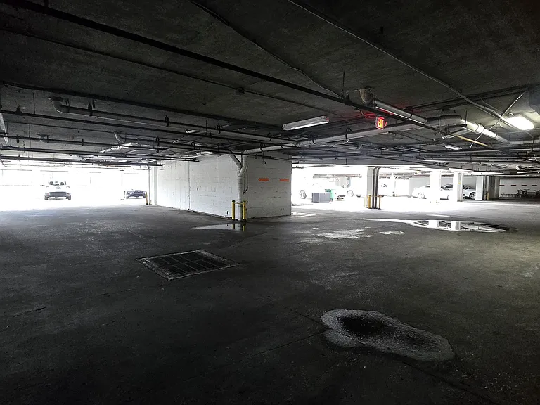 1000 W Horatio St #220 — Photo 39
